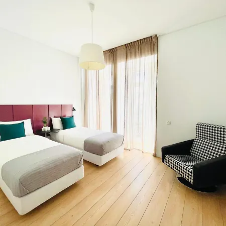 Sunny Arroios Apartment